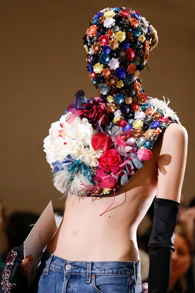 Look 47